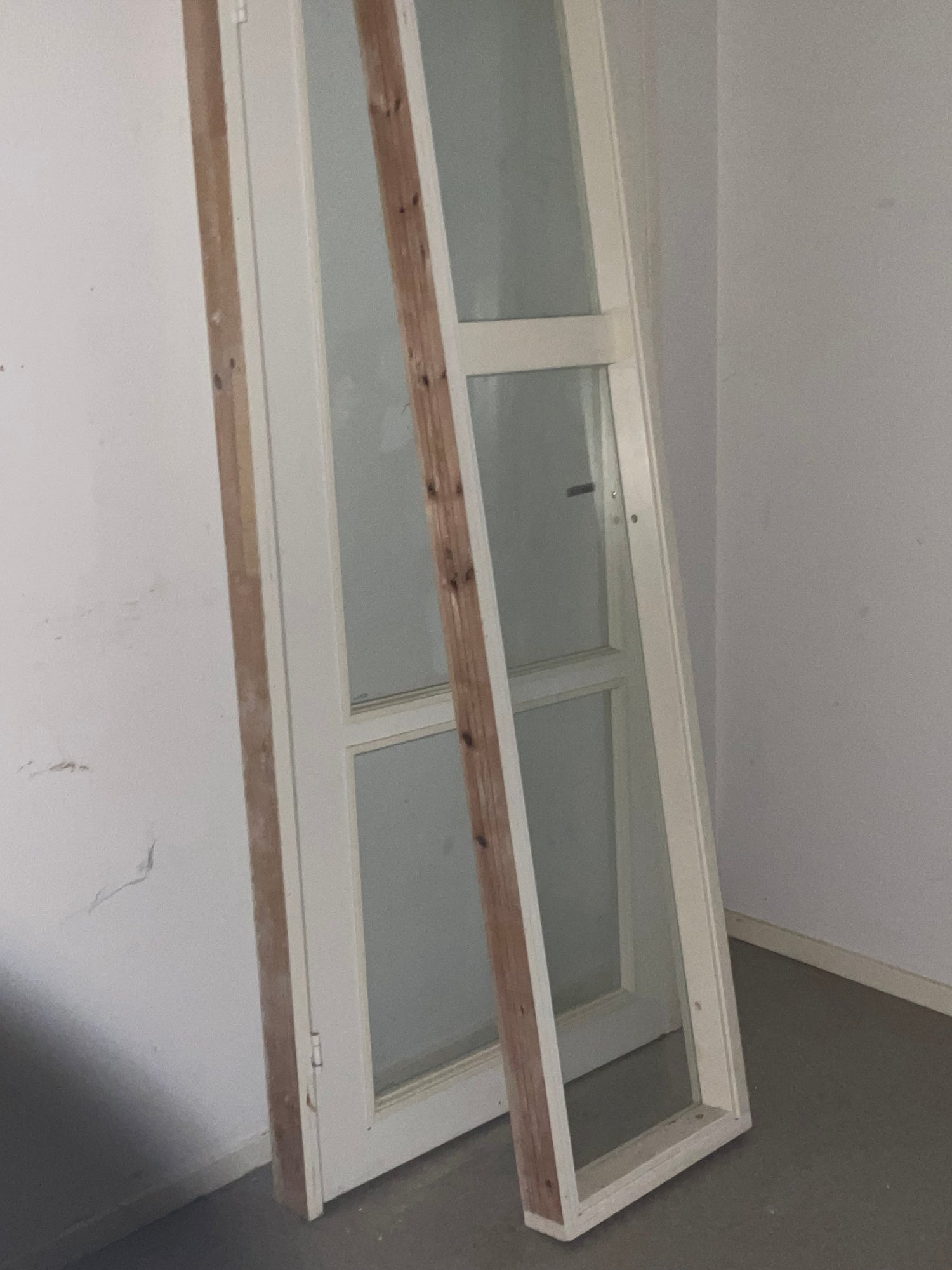 Begagnat glasparti för återbruk